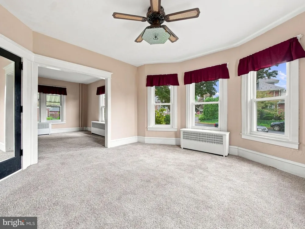 404 3RD STREET Emmaus, PA 18049
