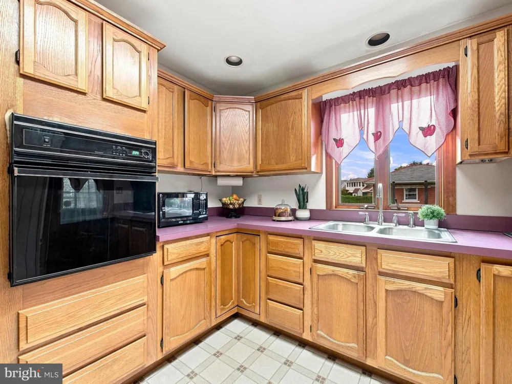 404 3RD STREET Emmaus, PA 18049