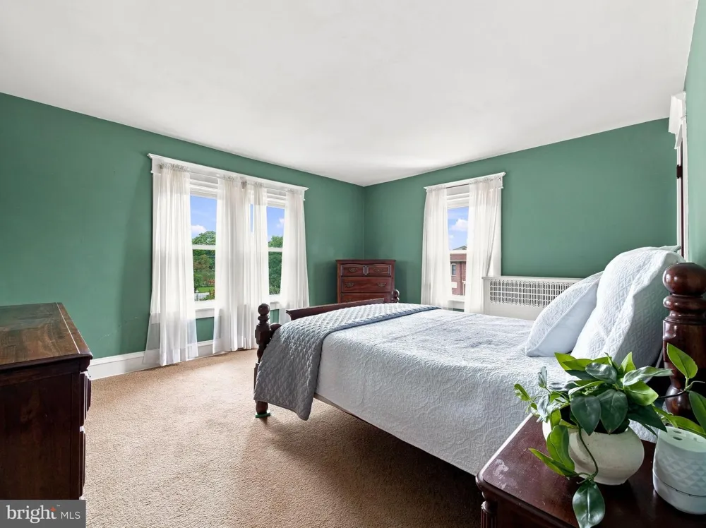 404 3RD STREET Emmaus, PA 18049