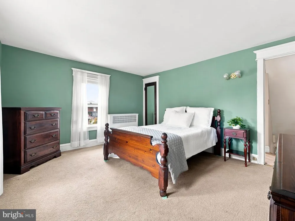 404 3RD STREET Emmaus, PA 18049