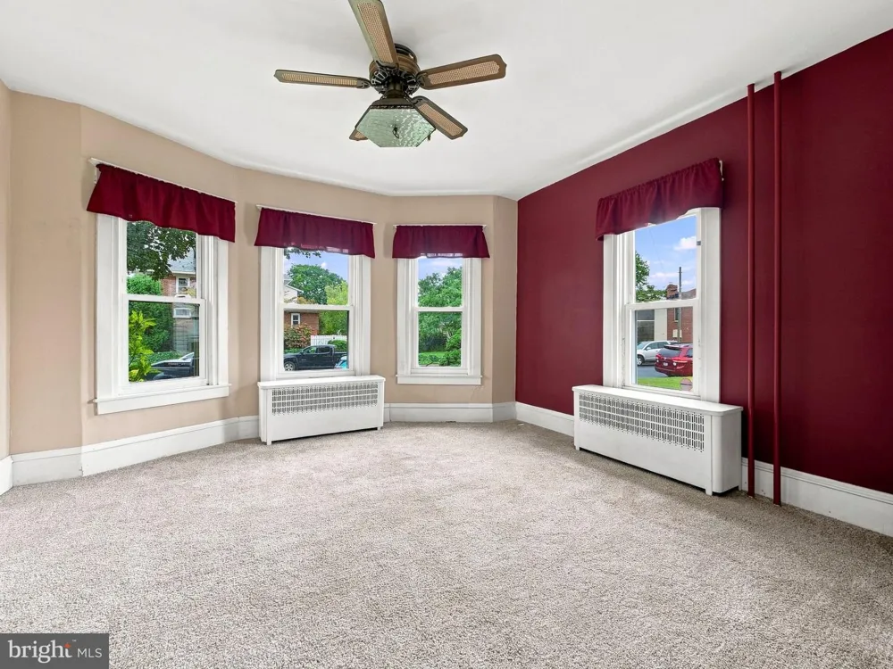 404 3RD STREET Emmaus, PA 18049