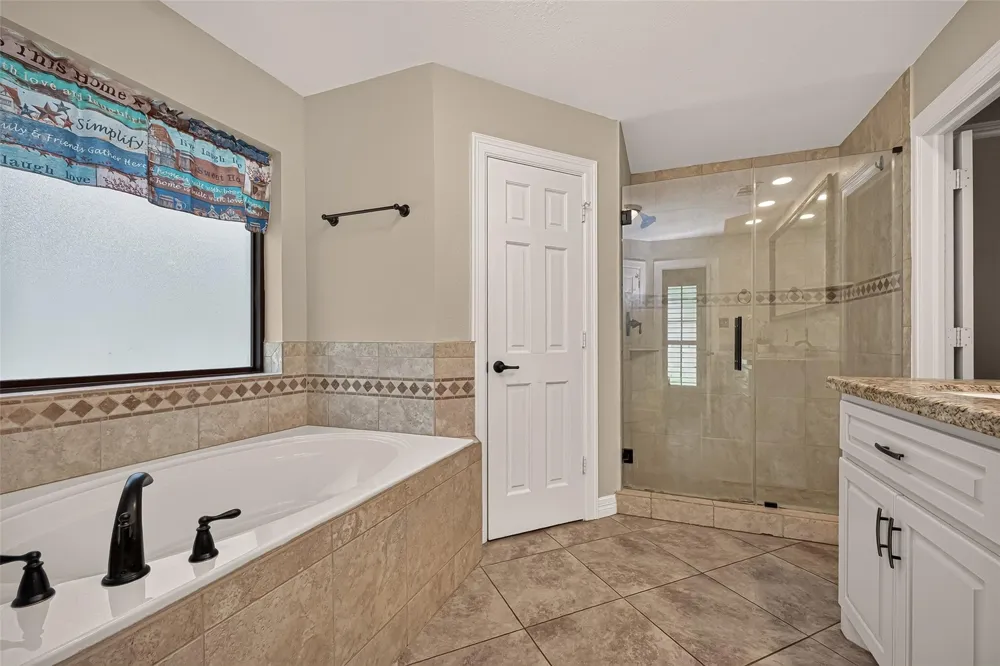 1650 White Oak Creek Drive Conroe, TX 77304