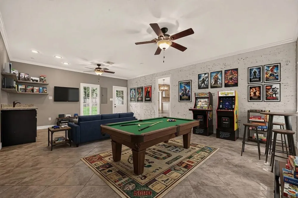 1650 White Oak Creek Drive Conroe, TX 77304