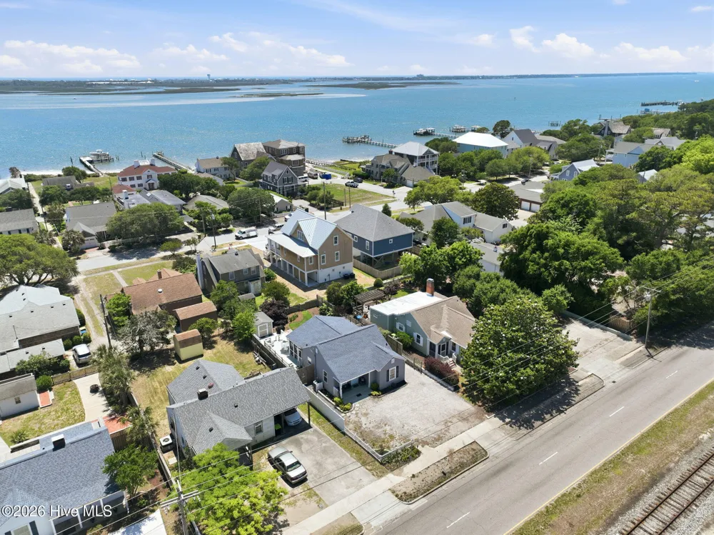 3111 Arendell Street Morehead City, NC 28557