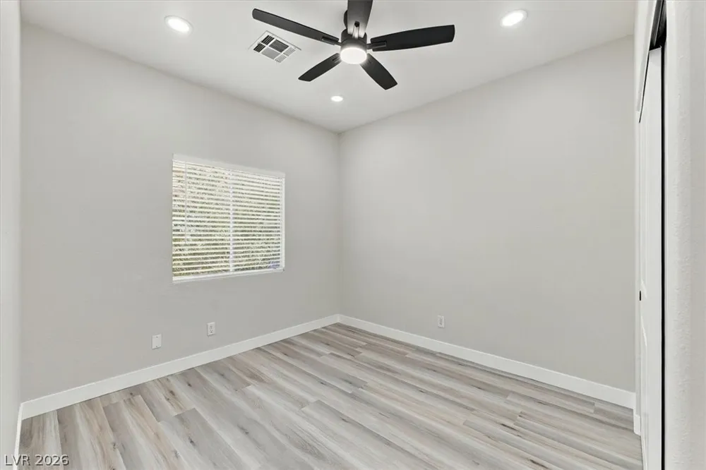 6898 PERFECT SUNSET COURT Las Vegas, NV 89148