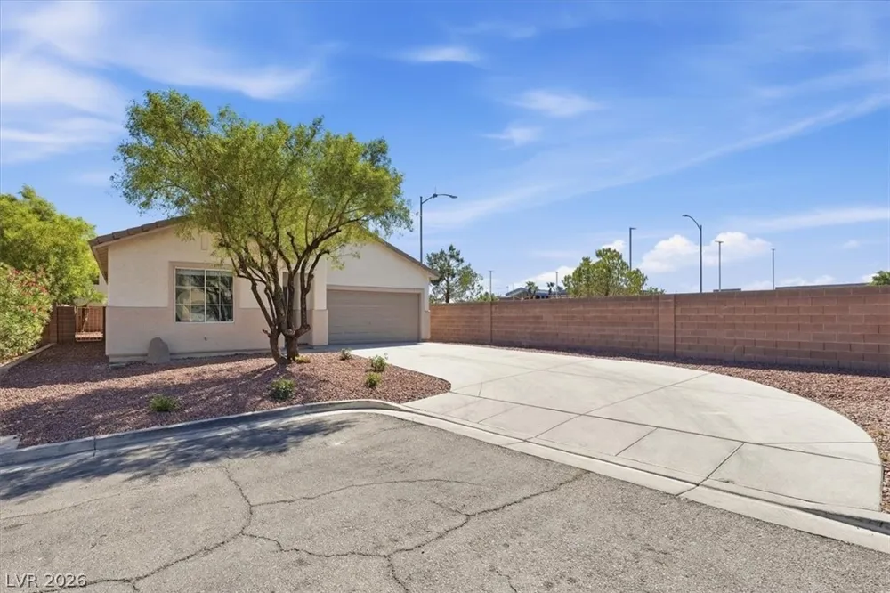 6898 PERFECT SUNSET COURT Las Vegas, NV 89148