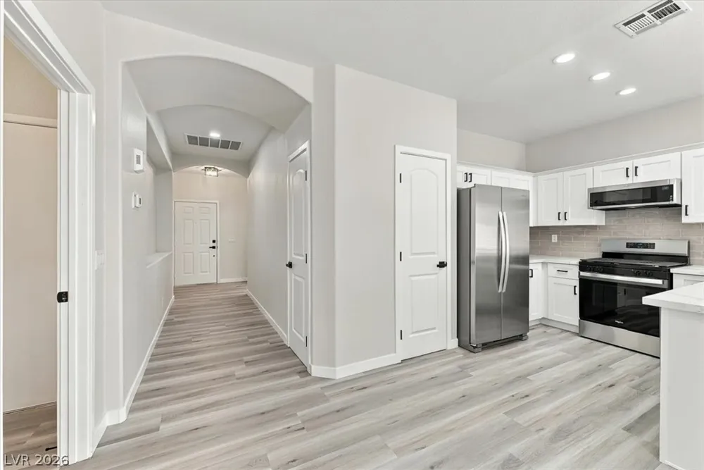 6898 PERFECT SUNSET COURT Las Vegas, NV 89148