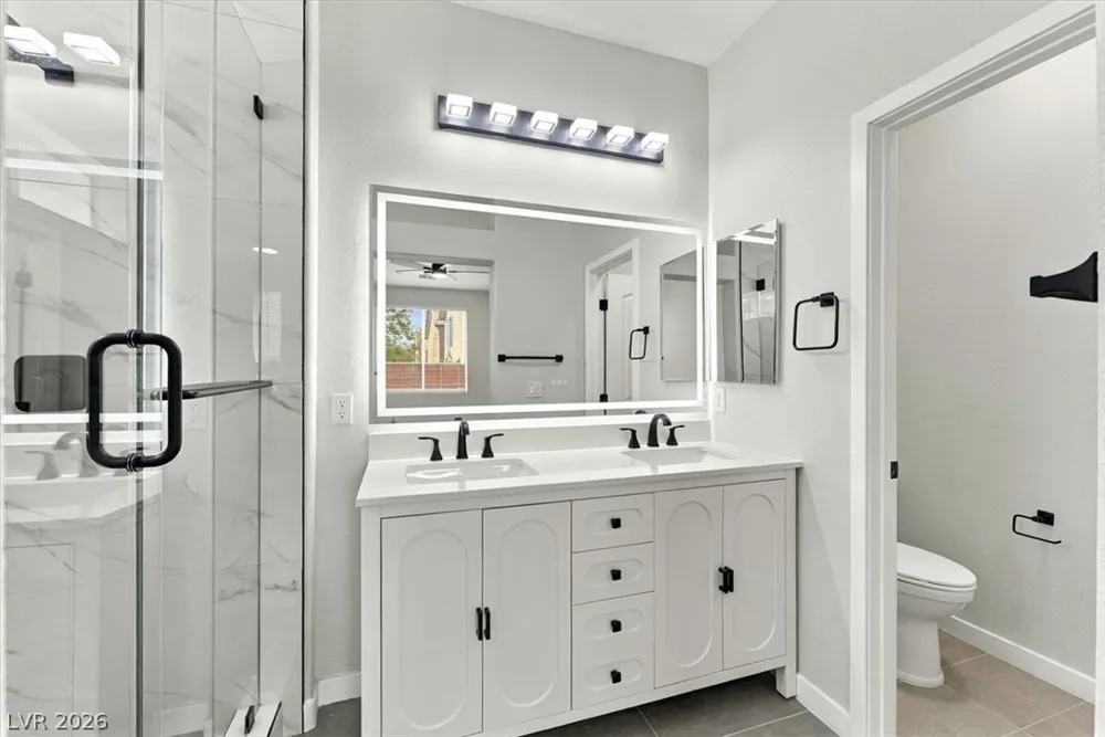 6898 PERFECT SUNSET COURT Las Vegas, NV 89148