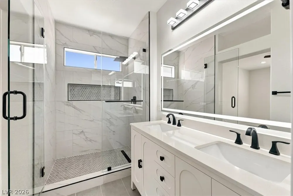 6898 PERFECT SUNSET COURT Las Vegas, NV 89148