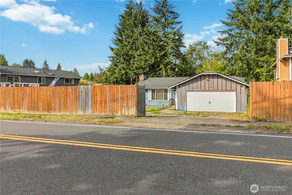 23213 116th Avenue SE Kent, WA 98031