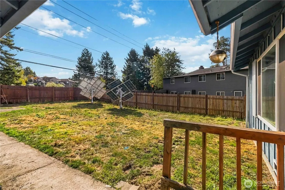23213 116th Avenue SE Kent, WA 98031