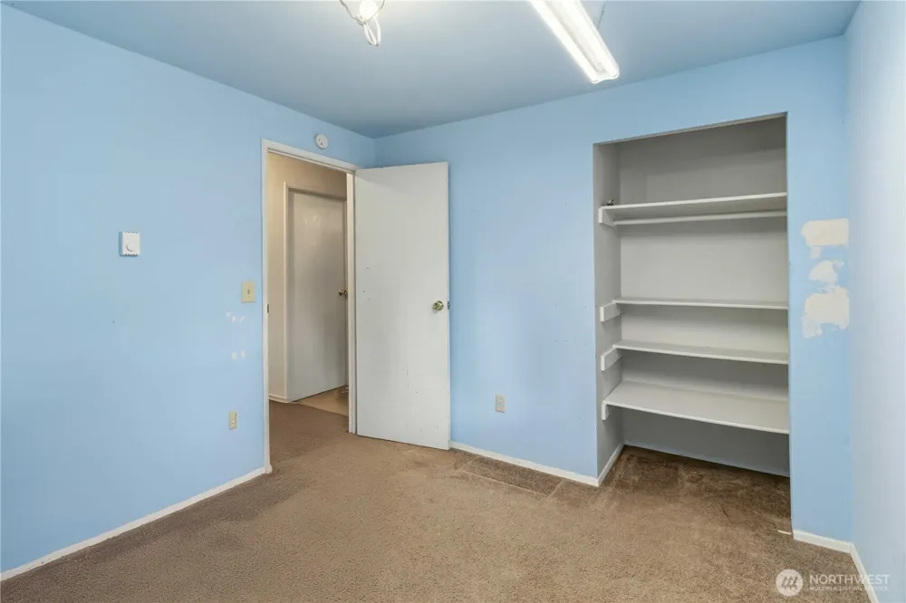23213 116th Avenue SE Kent, WA 98031