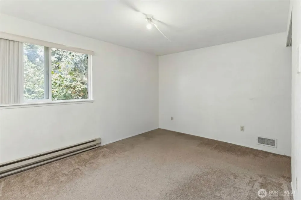 23213 116th Avenue SE Kent, WA 98031