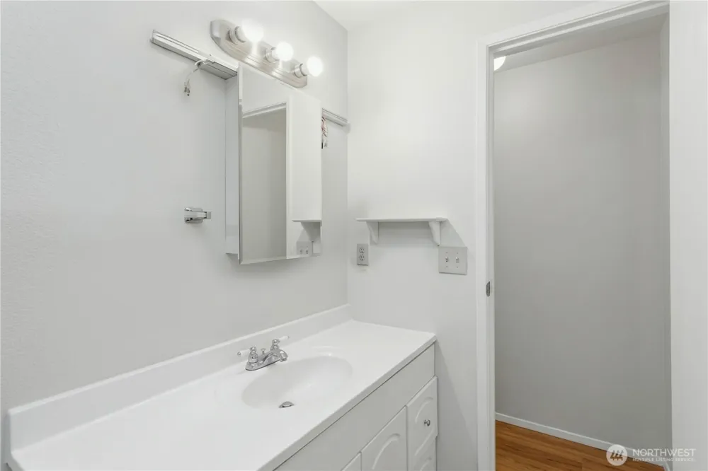23213 116th Avenue SE Kent, WA 98031