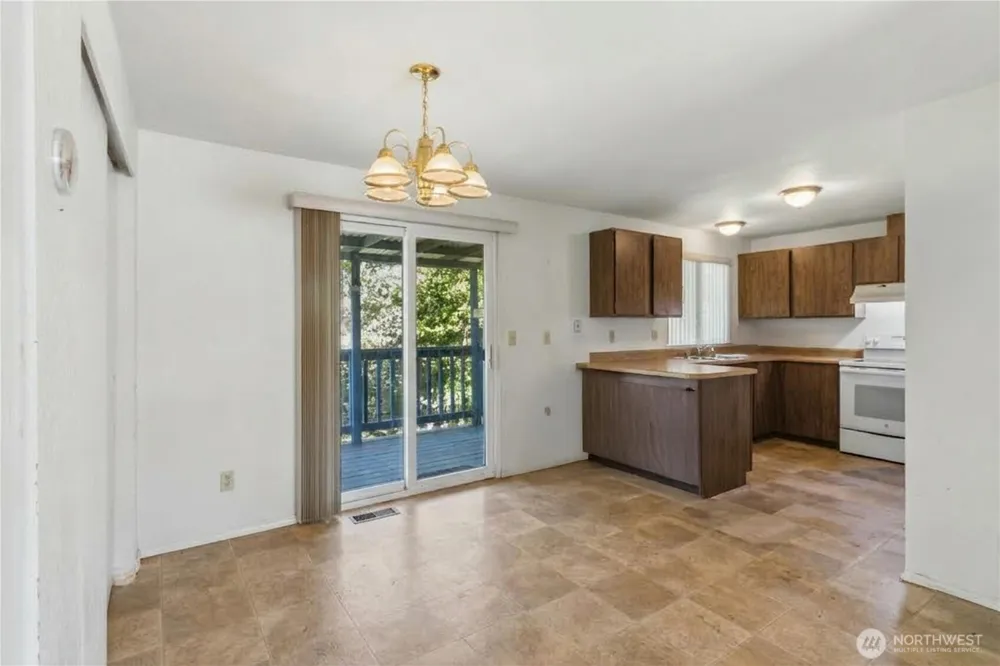 23213 116th Avenue SE Kent, WA 98031