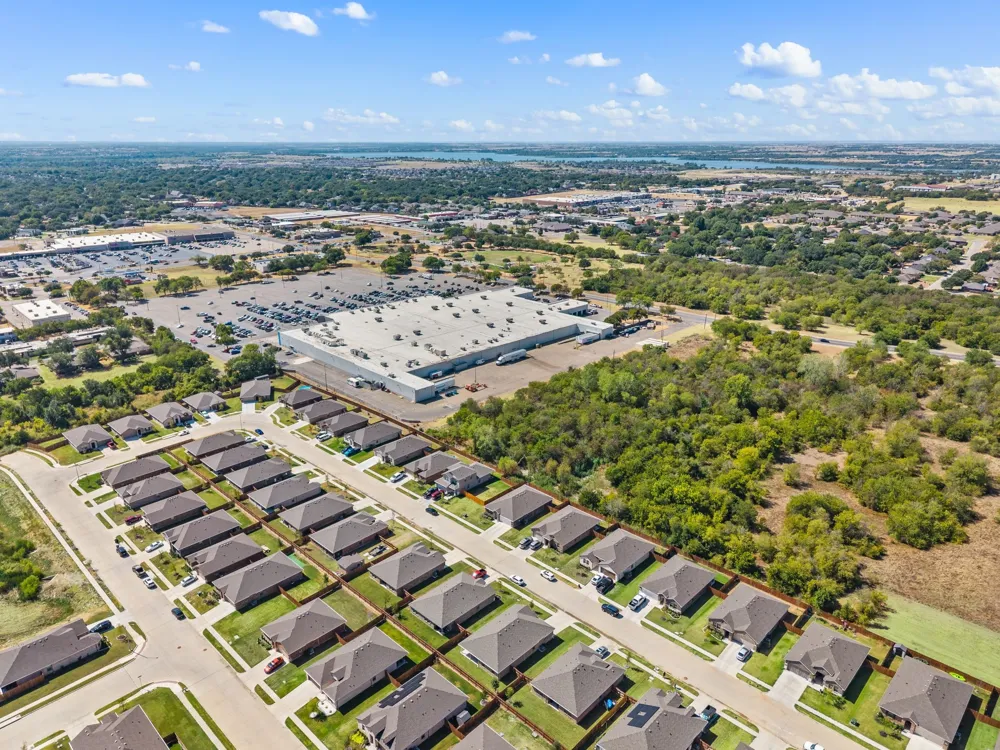 336 Wildrose Circle Cleburne, TX 76033