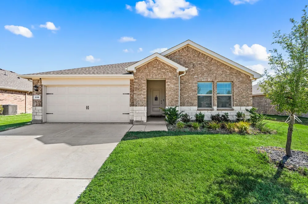 336 Wildrose Circle Cleburne, TX 76033
