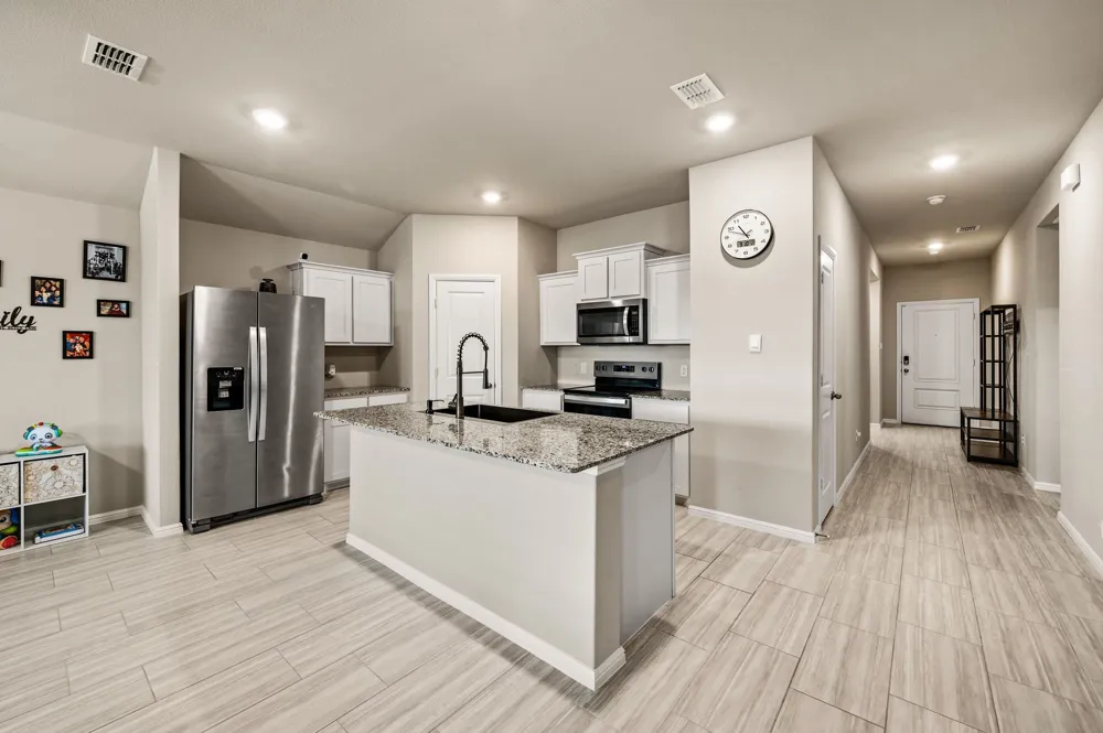 336 Wildrose Circle Cleburne, TX 76033