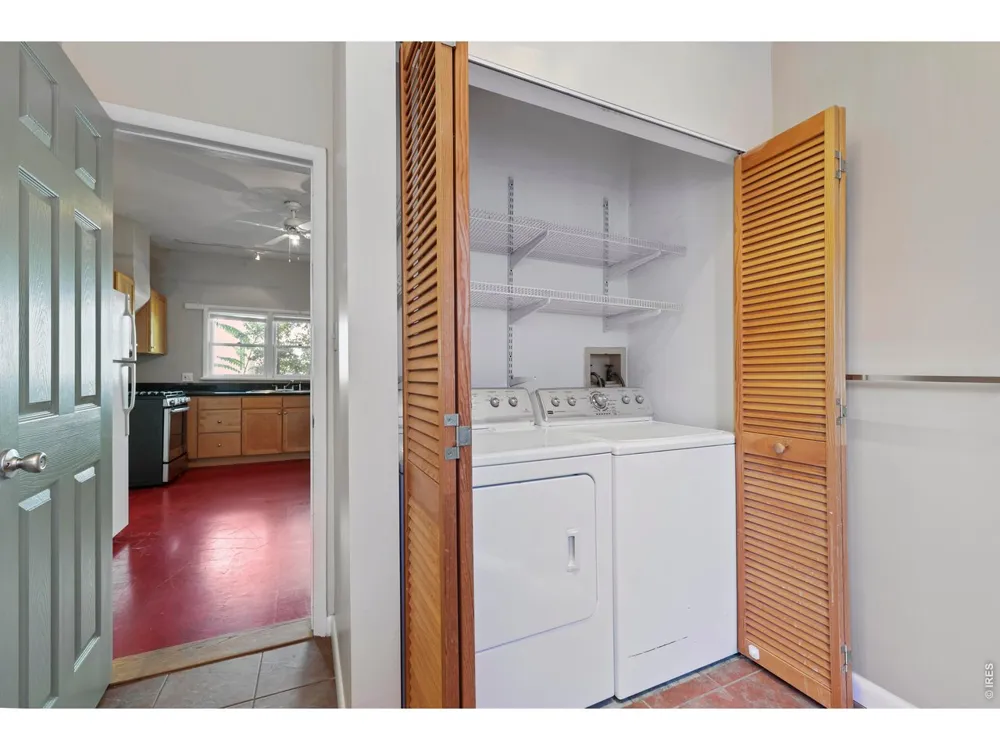 2212 Pine Street Boulder, CO 80302