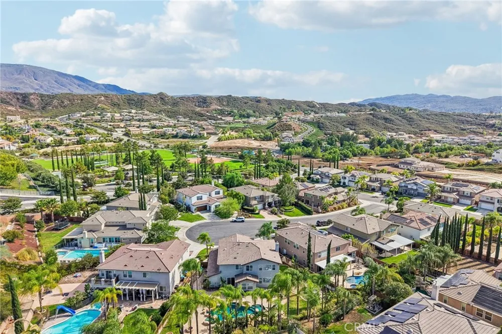 33692 Haywood Court Temecula, CA 92592