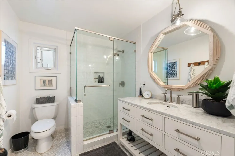 330 28th Hermosa Beach, CA 90254