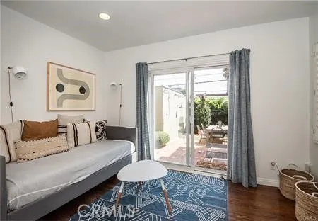 330 28th Hermosa Beach, CA 90254