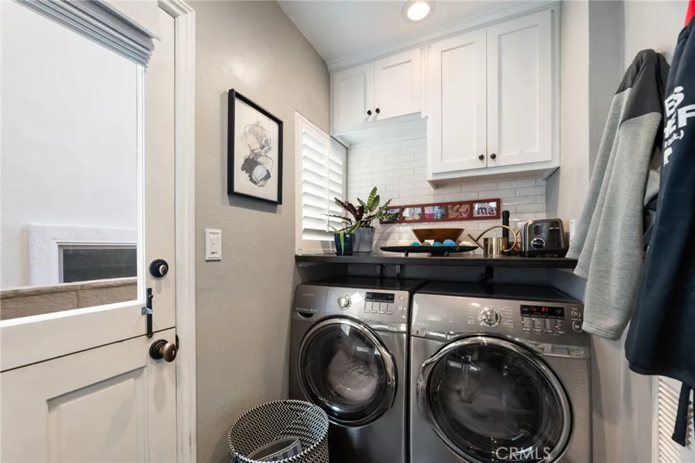 330 28th Hermosa Beach, CA 90254