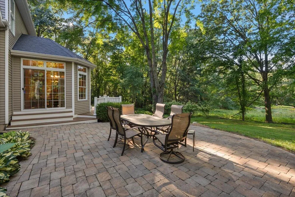 6039 Back Forty Drive NE Belmont, MI 49306