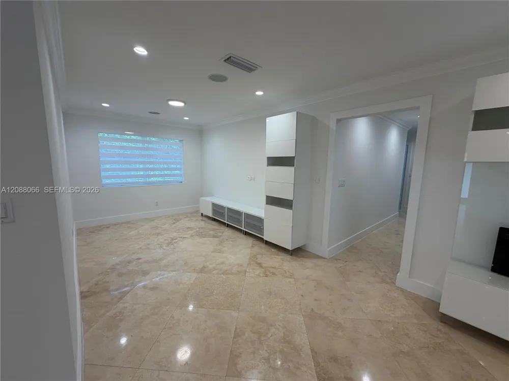 9341 Dickens Ave Surfside, FL 33154
