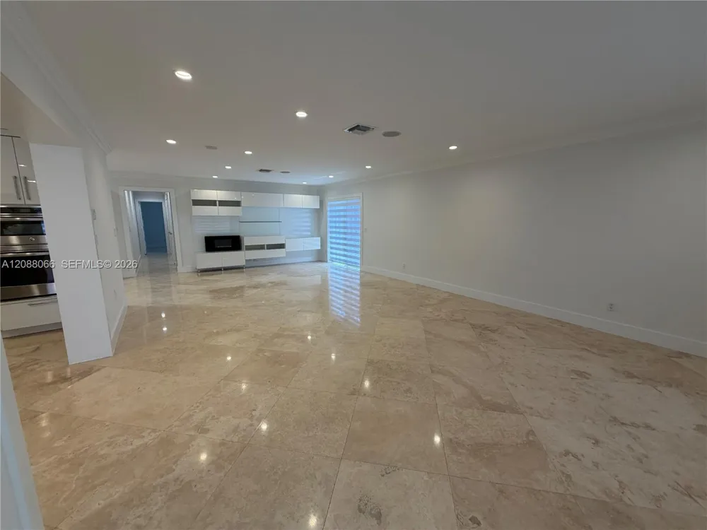 9341 Dickens Ave Surfside, FL 33154