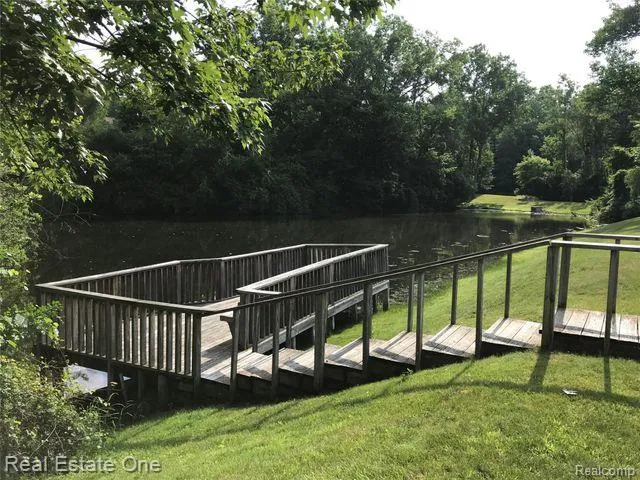 1446 Kings Cove Drive Rochester Hills City, MI 48306