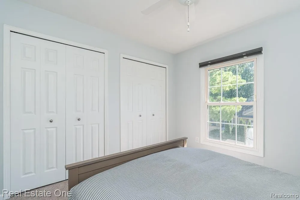 1446 Kings Cove Drive Rochester Hills City, MI 48306