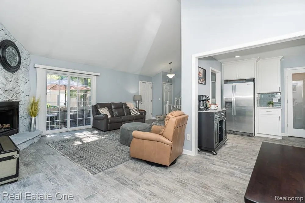 1446 Kings Cove Drive Rochester Hills City, MI 48306