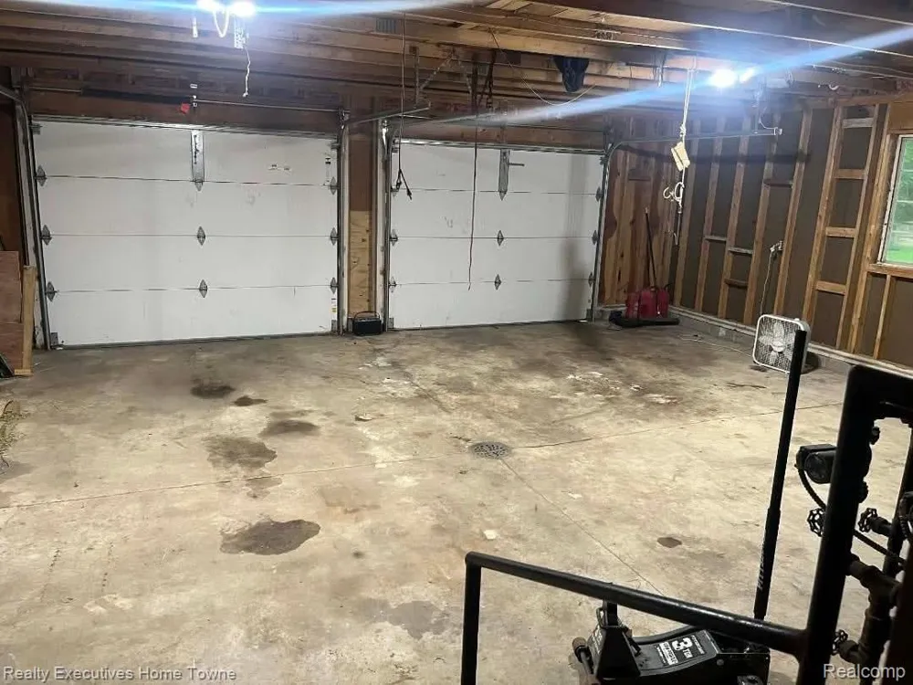 5665 Logging Lane Lane Clyde Township, MI 48049