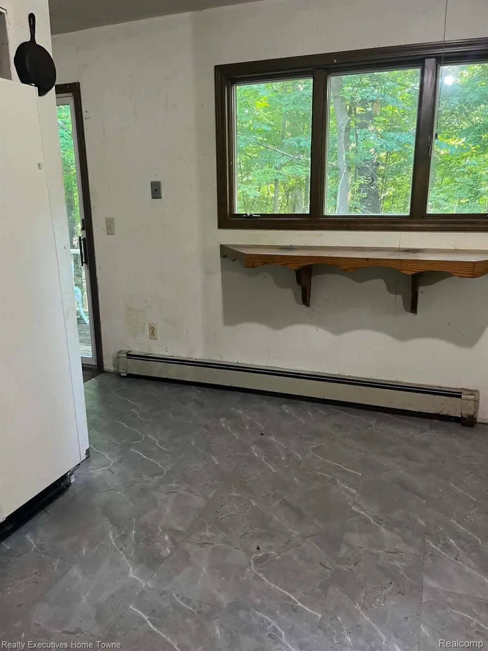 5665 Logging Lane Lane Clyde Township, MI 48049