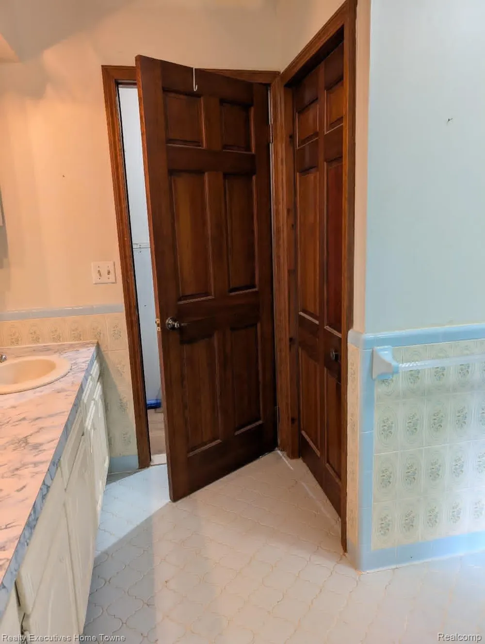 5665 Logging Lane Lane Clyde Township, MI 48049