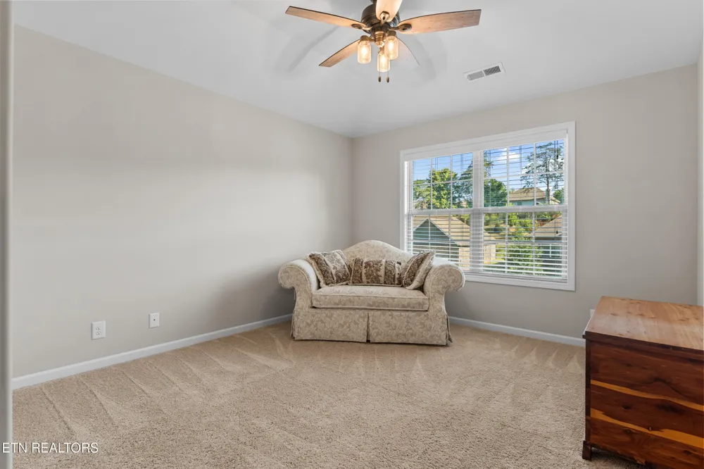186 Dynasty Drive Lenoir City, TN 37771