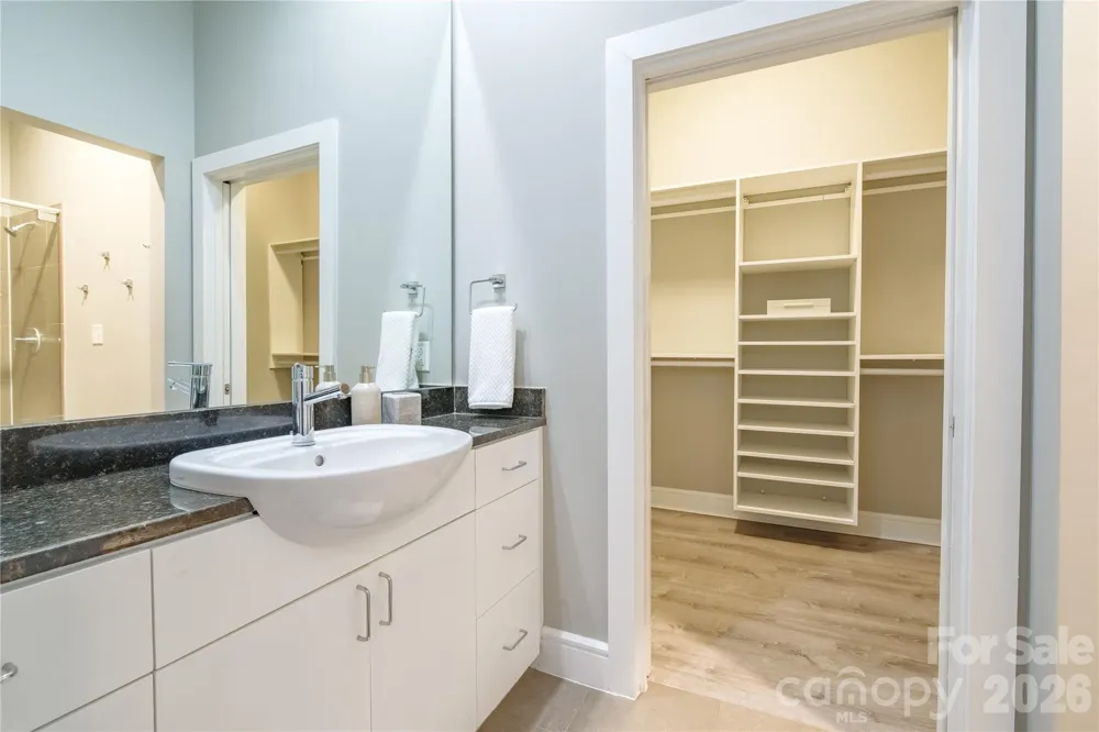 333 W Trade Street W #708 Charlotte, NC 28202