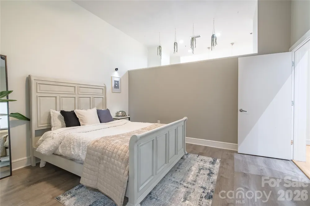 333 W Trade Street W #708 Charlotte, NC 28202