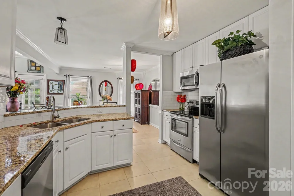 8609 Fox Chase Lane Charlotte, NC 28269