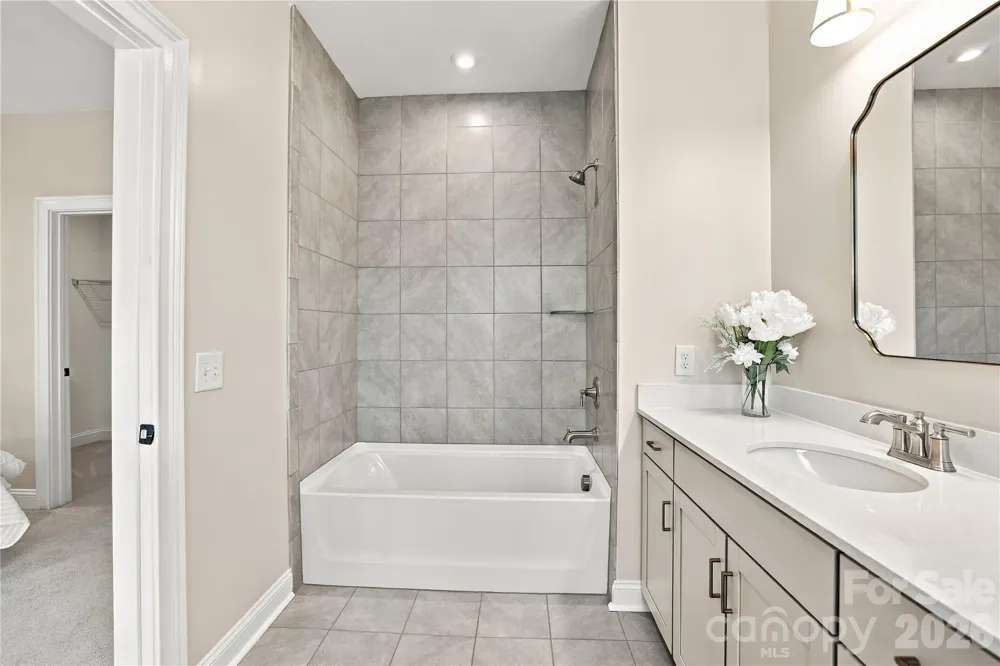 5026 Harrowsmith Lane Charlotte, NC 28204