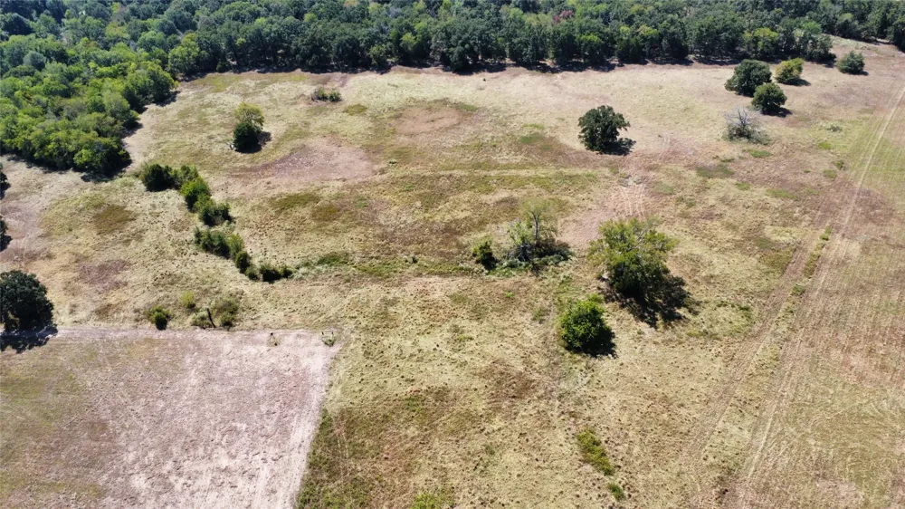 1000 Rs County Road 3237 Emory, TX 75440