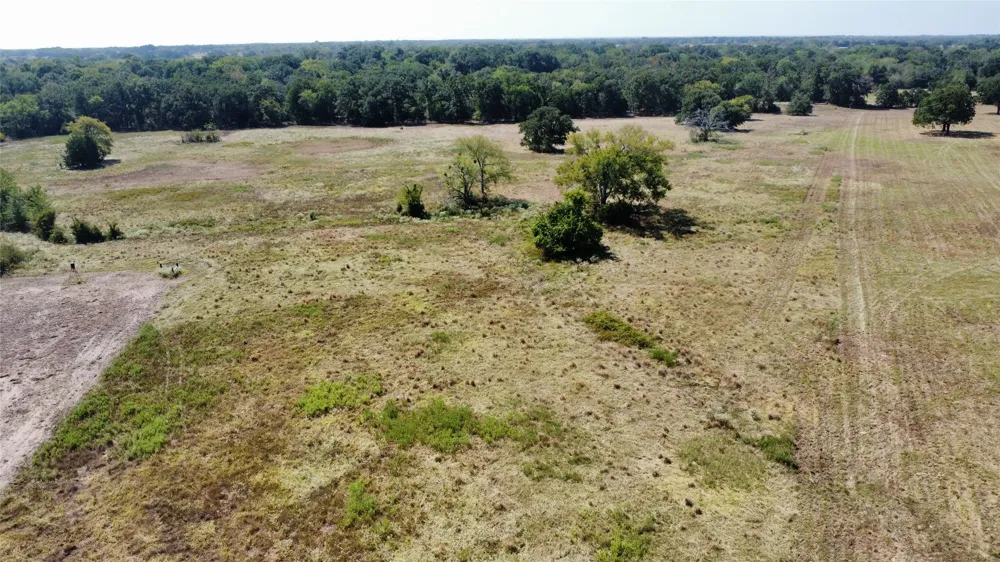 1000 Rs County Road 3237 Emory, TX 75440