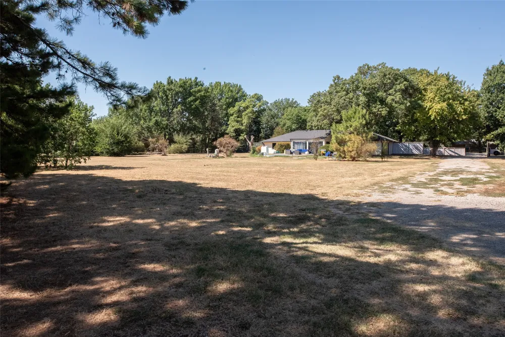 440 Holly Lane Lucas, TX 75002