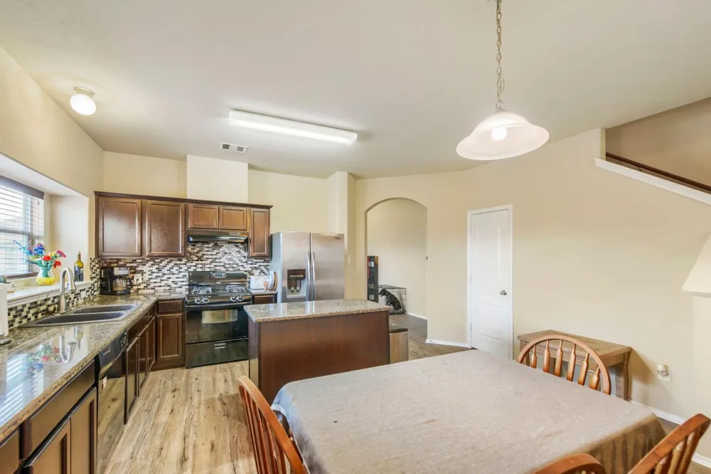 631 Honeysuckle Vine Drive Rosenberg, TX 77469