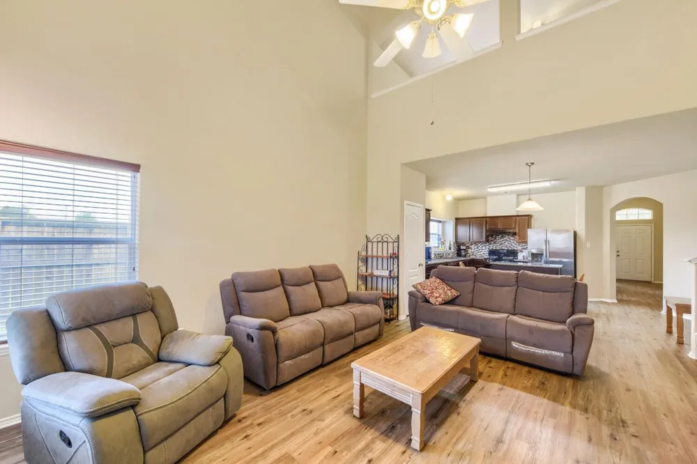 631 Honeysuckle Vine Drive Rosenberg, TX 77469