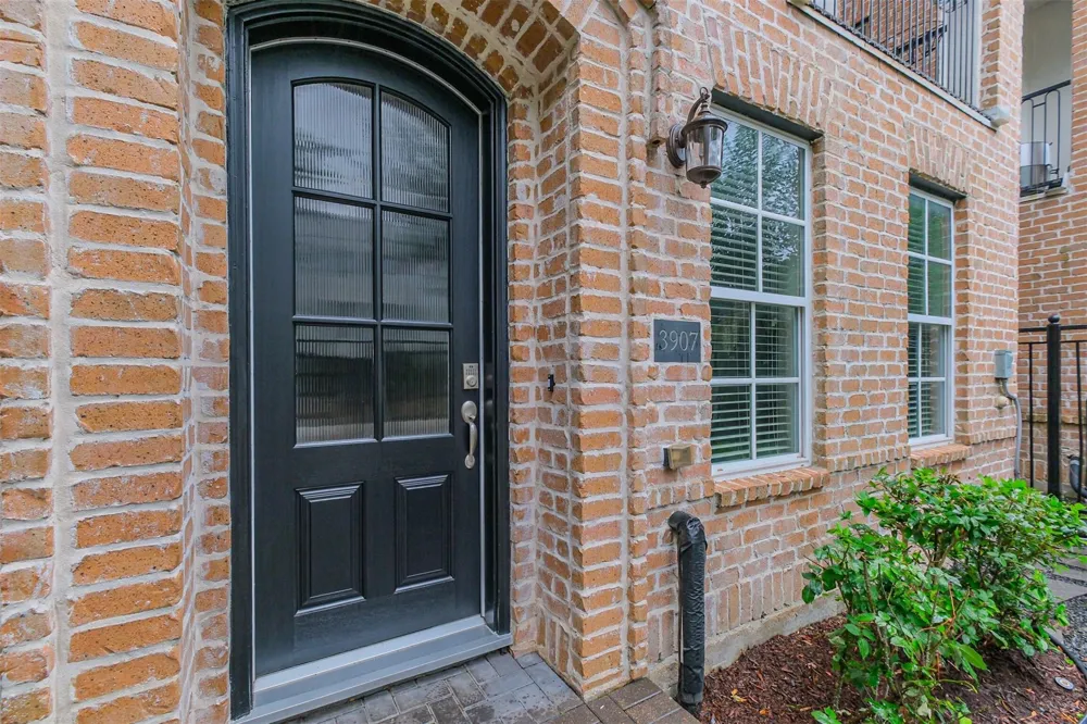3907 Austin Street Houston, TX 77004