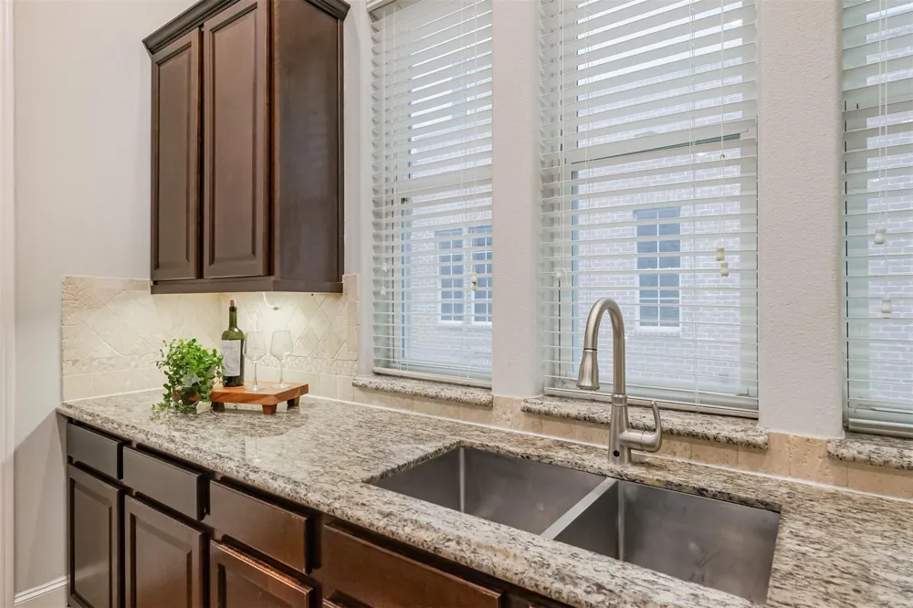 3907 Austin Street Houston, TX 77004