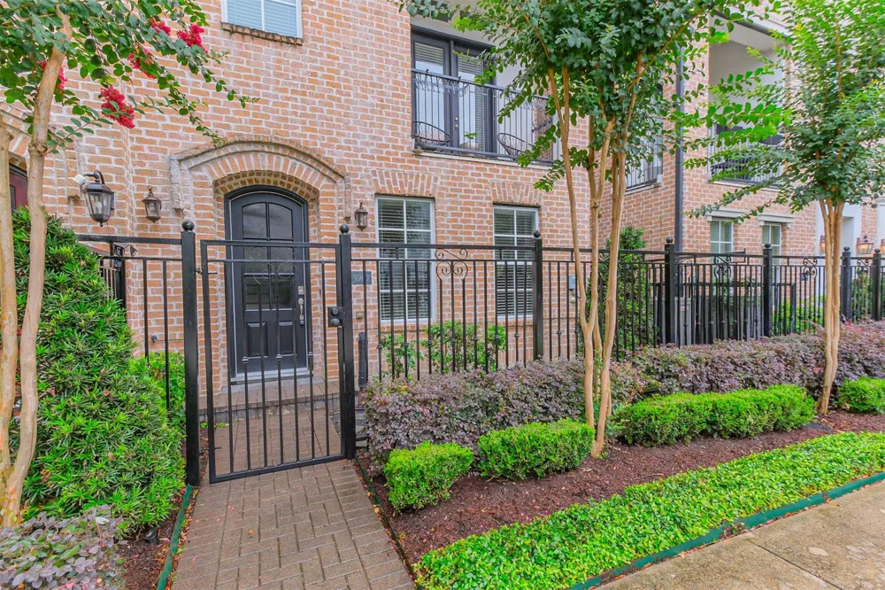 3907 Austin Street Houston, TX 77004