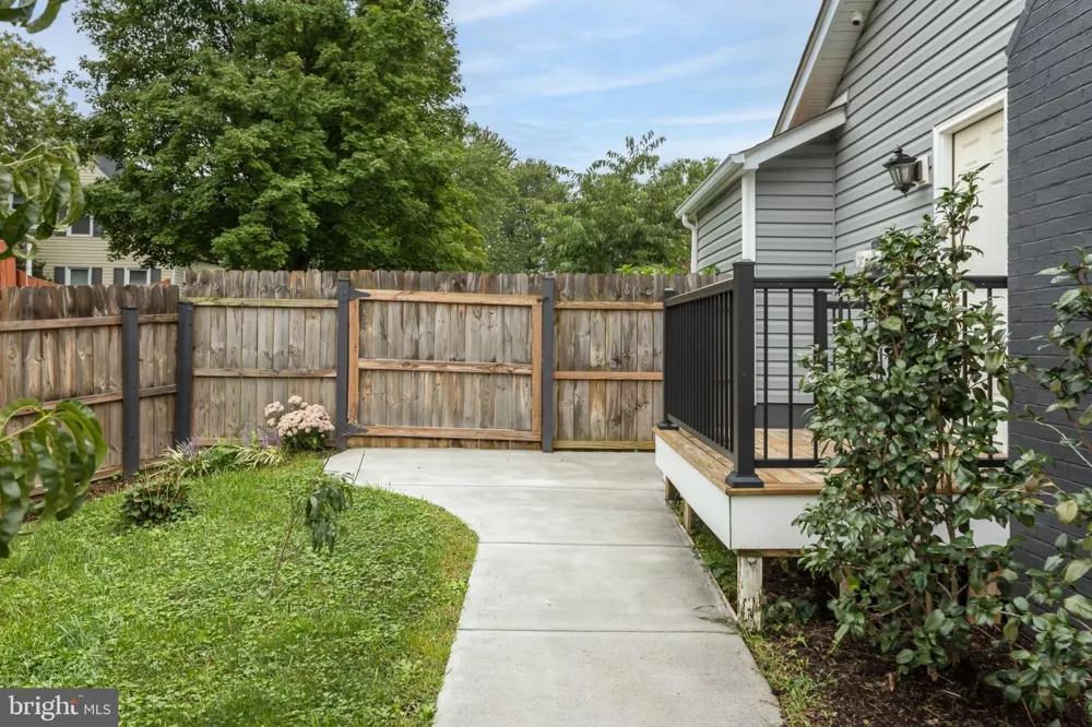 106 TUNIS COURT Stephens City, VA 22655